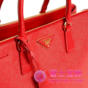 プラダ（PRADA）SAFFIANO LUX　レディーストートバッグ　レッド　BN1786-NZV-68Z 